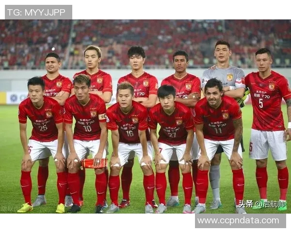 广州恒大连胜亚冠，成功晋级东亚8强，全队表现稳定实力强劲