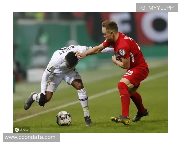 汉堡客场逼平保持不败，展现强大实力