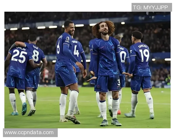 狂欢之夜！皇马逆转10人曼联，晋级欧冠16强震惊全球球迷