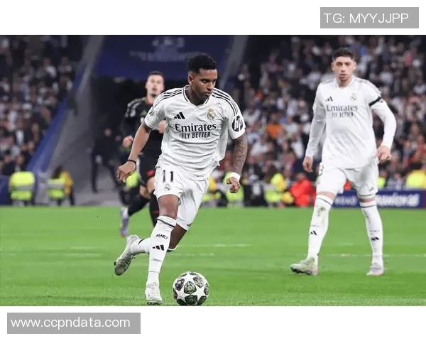 球迷抗议俱乐部表现加剧高层压力